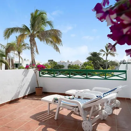 Rocas Negras Puerto del Carmen (Lanzarote)
